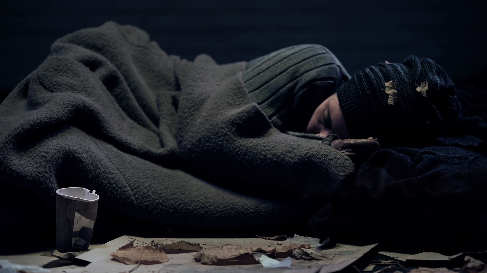 Frio no ES: Saiba como doar cobertores para população em situação de rua em Vitória