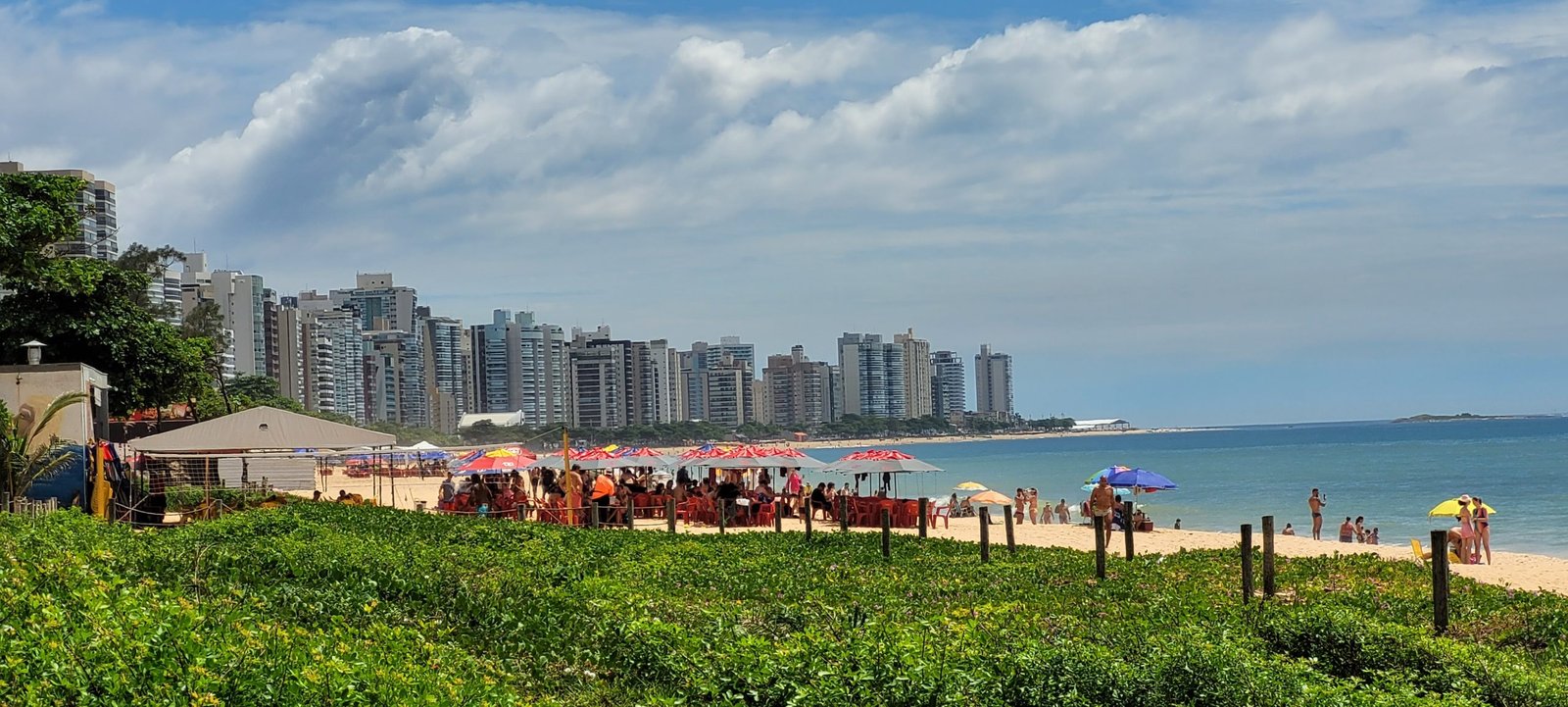 Praia de Itaparia. Foto: Eduarda Lisboa/VIXFeed