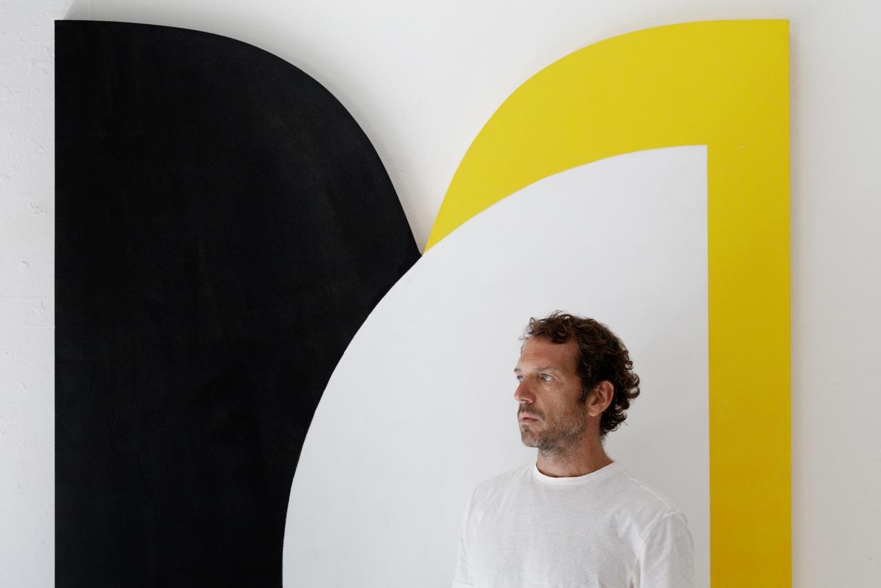 Antonio Bokel conduz visita e conversa sobre obra no Parque Cultural Reserva Vitória