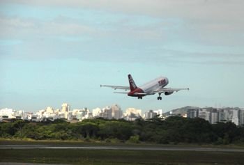 Planejando as férias de julho? Pesquisa do Procon mostra diferença nos valores das passagens