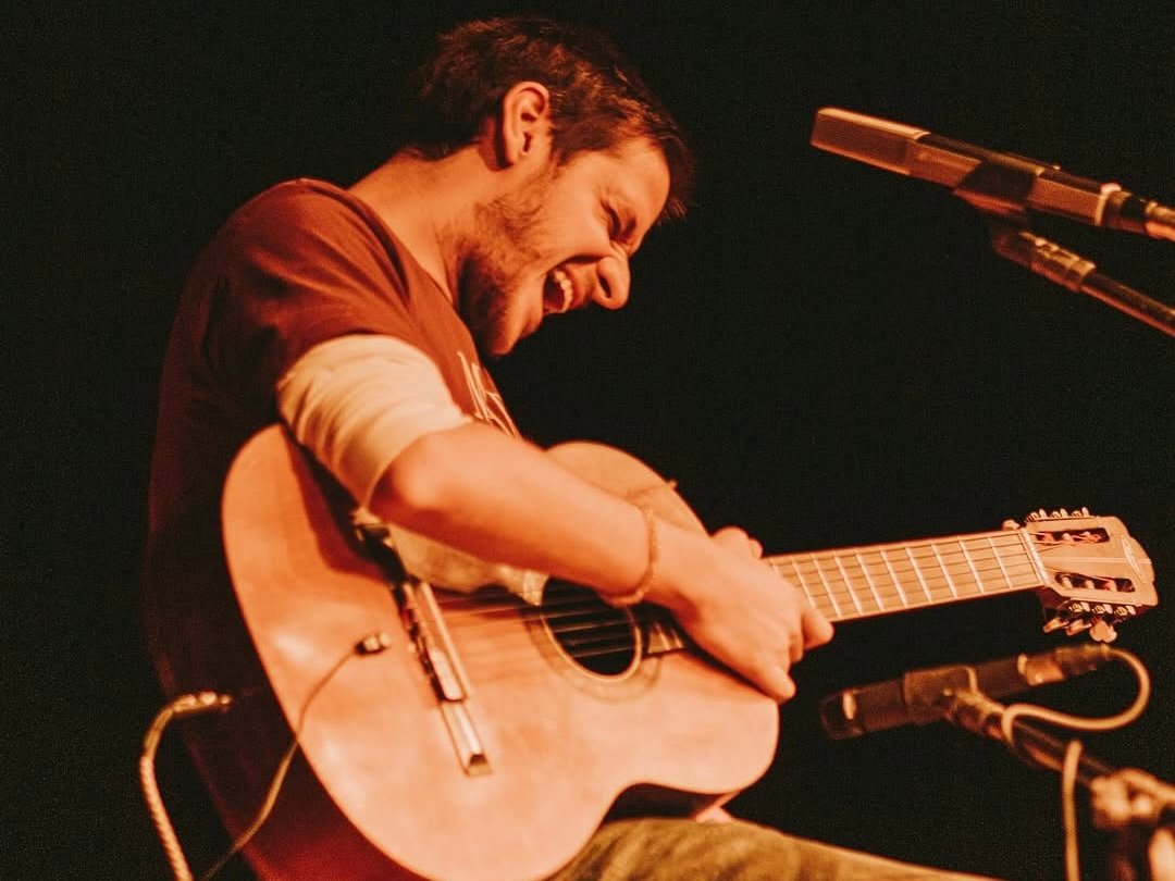 Rubel traz turnê solo ‘BELEZA’ a Vitória em setembro