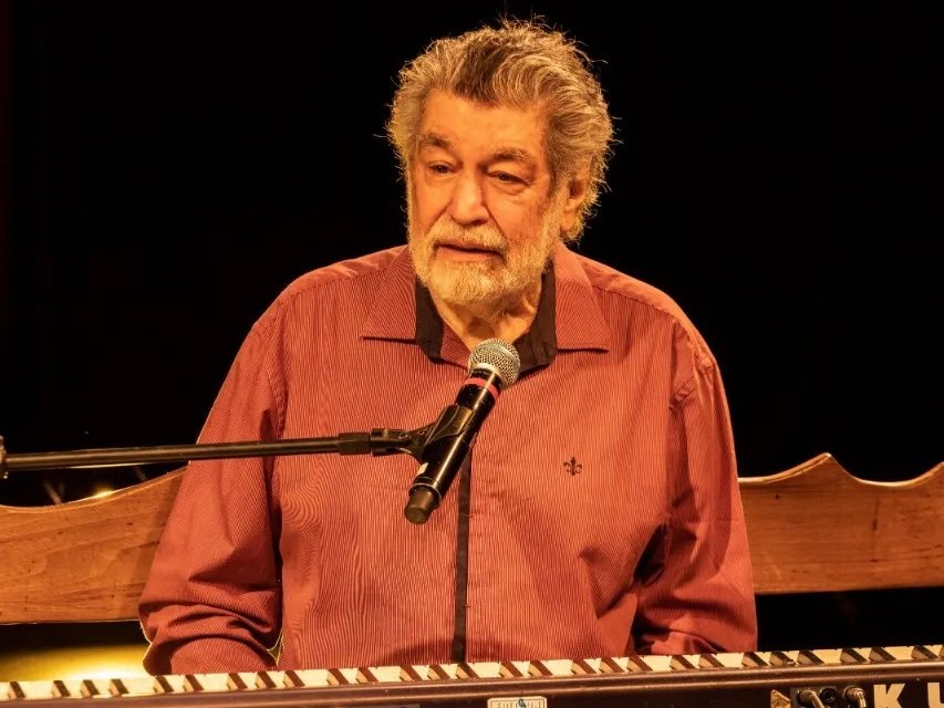 Wagner Tiso toca clássicos dos Beatles no Teatro Universitário nesta quinta