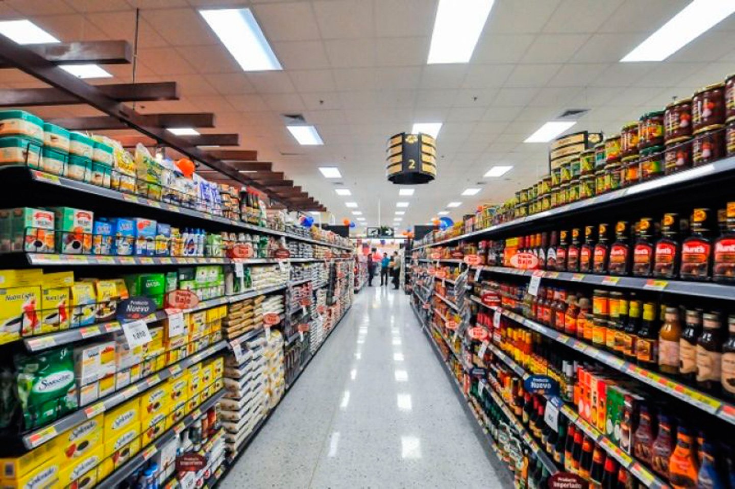 funcionamento do comércio no feriado