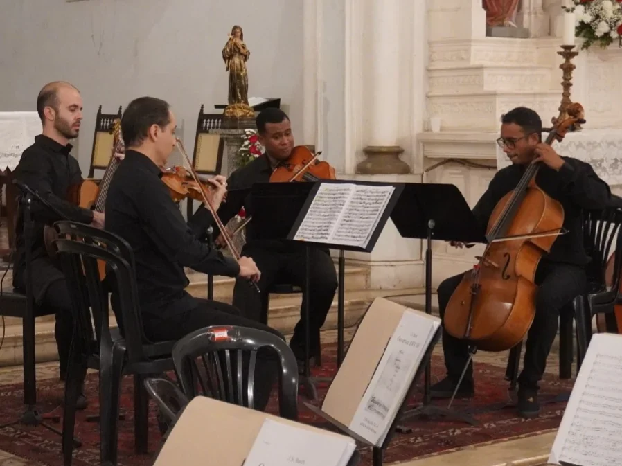 Camerata Porto Vix se apresenta no Som na Sexta com repertório inédito em Vitória