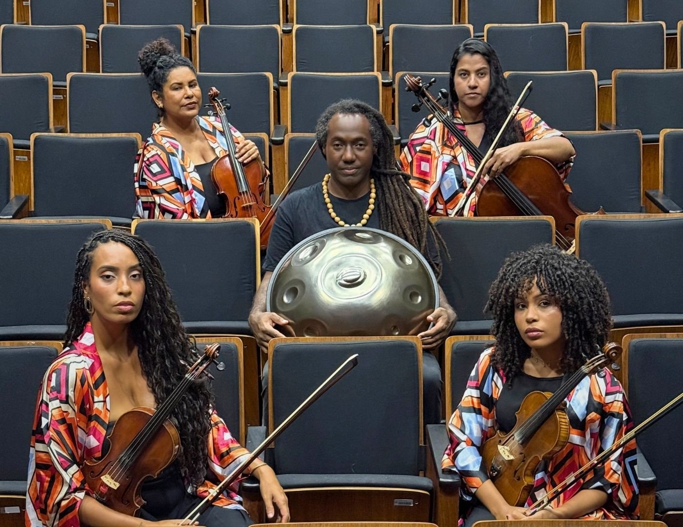 Luccas Martins e Quarteto Zuri apresentam espetáculo gratuito no Teatro da UFES