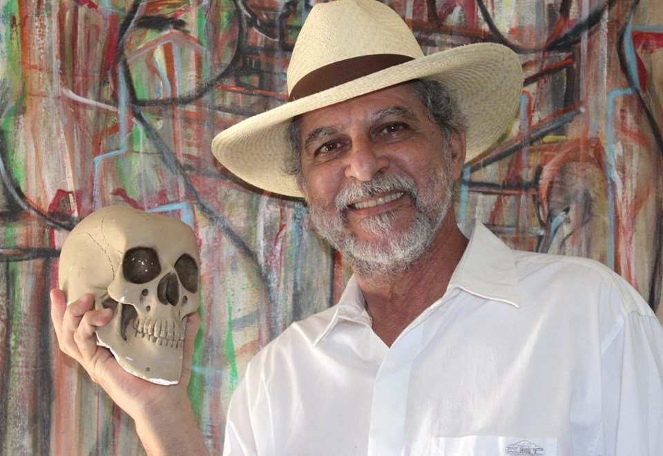 Escritor Wilson Coelho participa do Prosas Literárias no Espaço Thelema, em Vitória